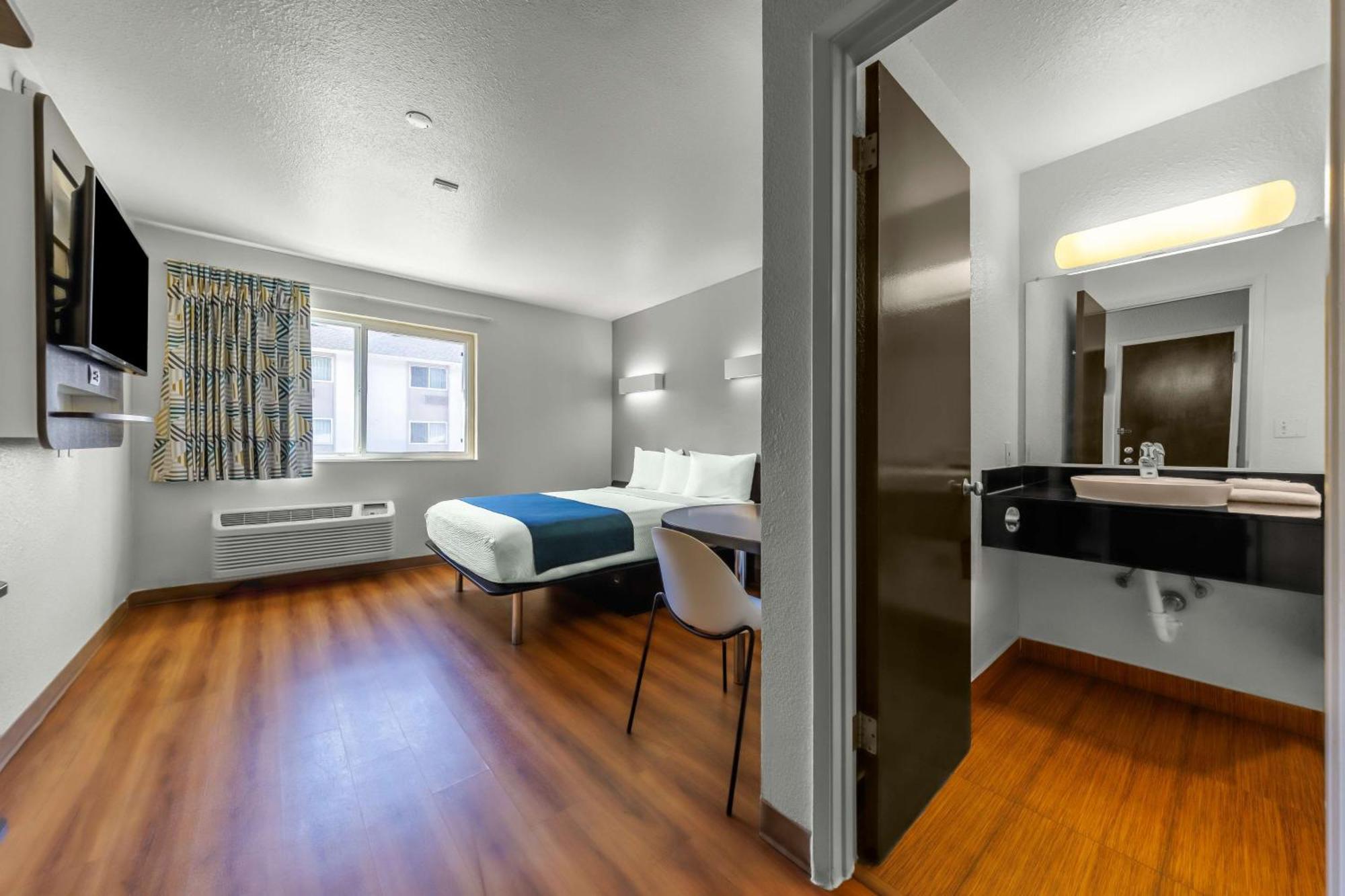 Motel 6-Seattle, Wa - Sea-Tac Airport South Ситак Экстерьер фото