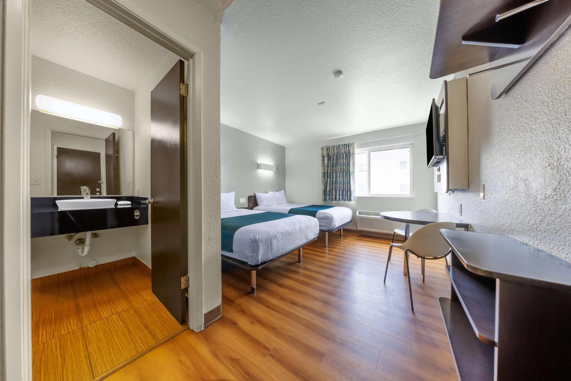 Motel 6-Seattle, Wa - Sea-Tac Airport South Ситак Экстерьер фото